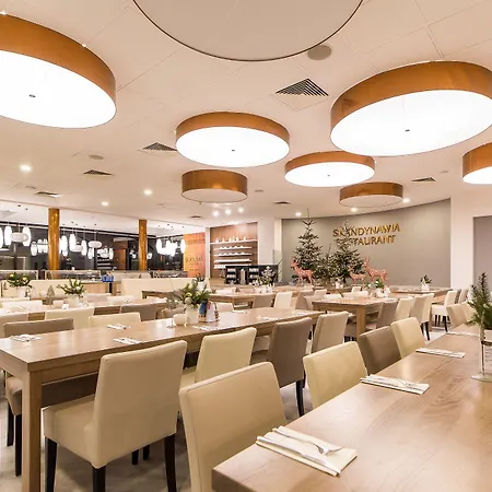 Hotel New Skanpol 3*