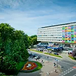 New Skanpol Szálloda