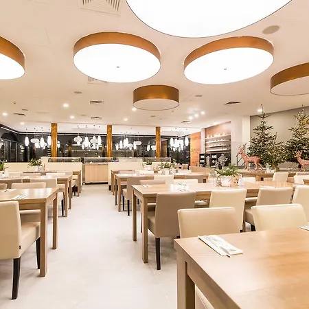 New Skanpol Hotel