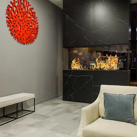 New Skanpol Hotel 3*