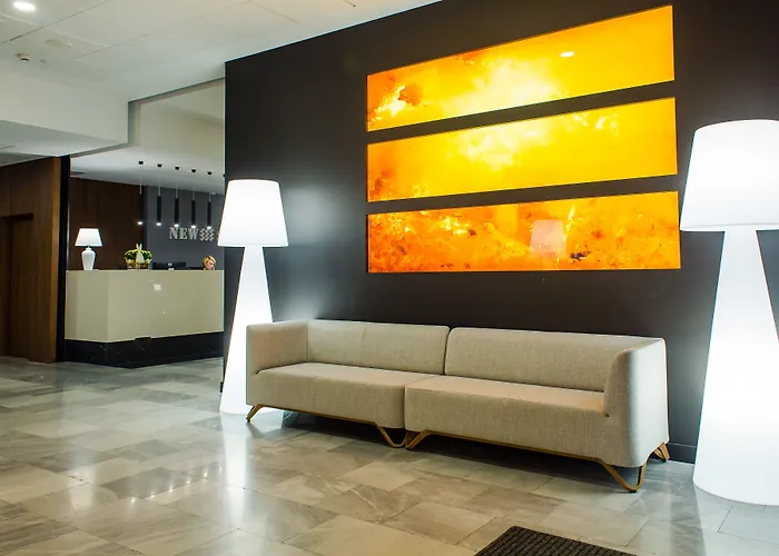 호텔 New Skanpol 3*